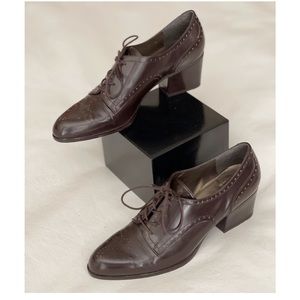 Stuart Weitzman Patent leather Oxford Lace Up Shoes Dark Brown Size: 7